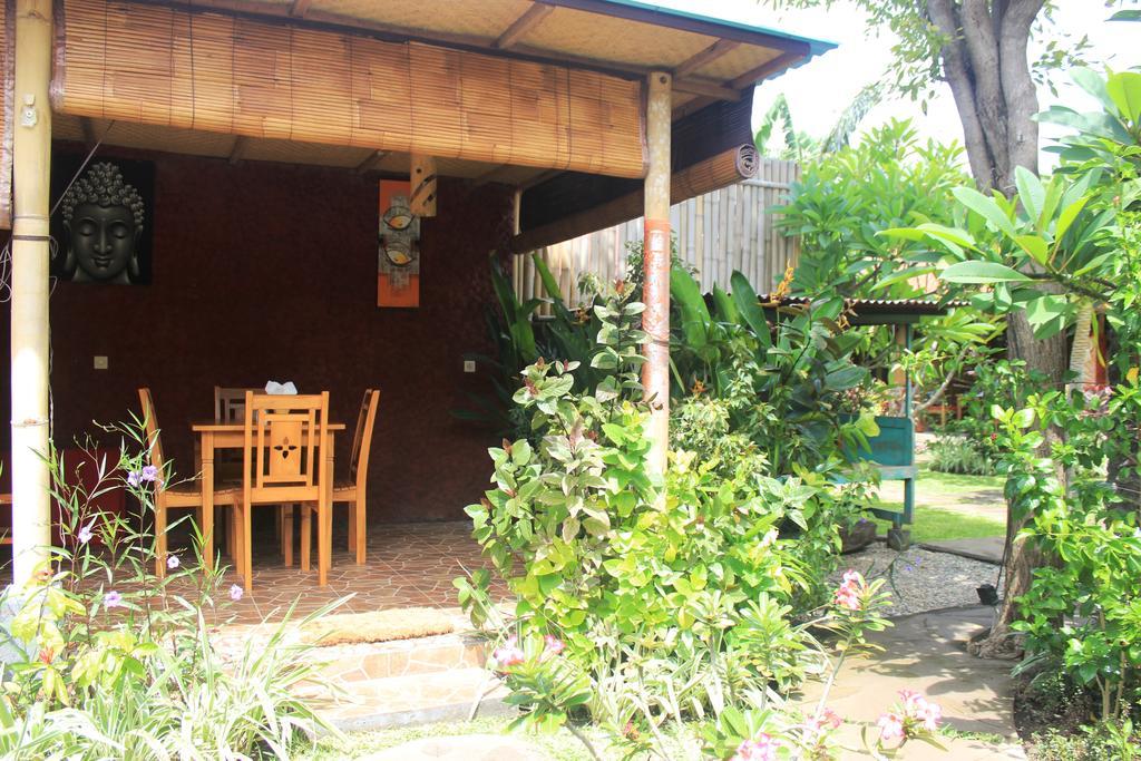 Pondok Shindu Guest House Pemuteran  Exterior photo